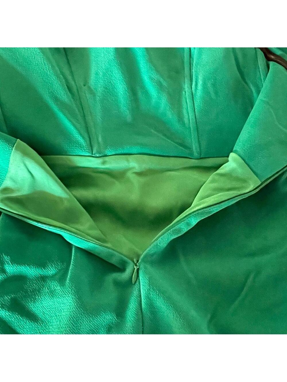 Aida Elegant Green Strapless Dress - Picture 7 of 7